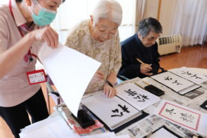 高齢者文化祭の作品作り